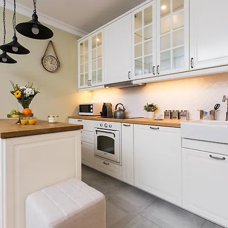 Bijoux In Heart Of Kazimierz By Otium Apartmán