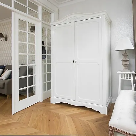 Bijoux In Heart Of Kazimierz By Otium *